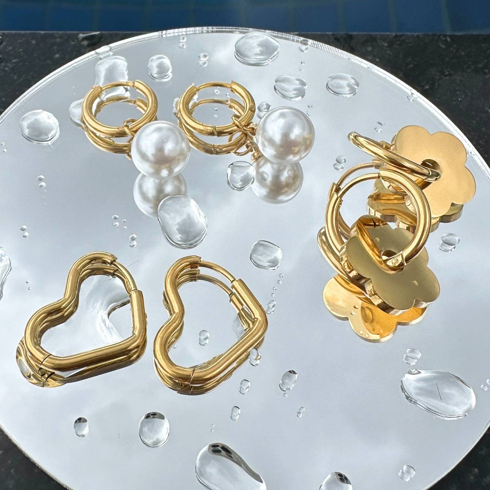 Hearty Love Earrings
