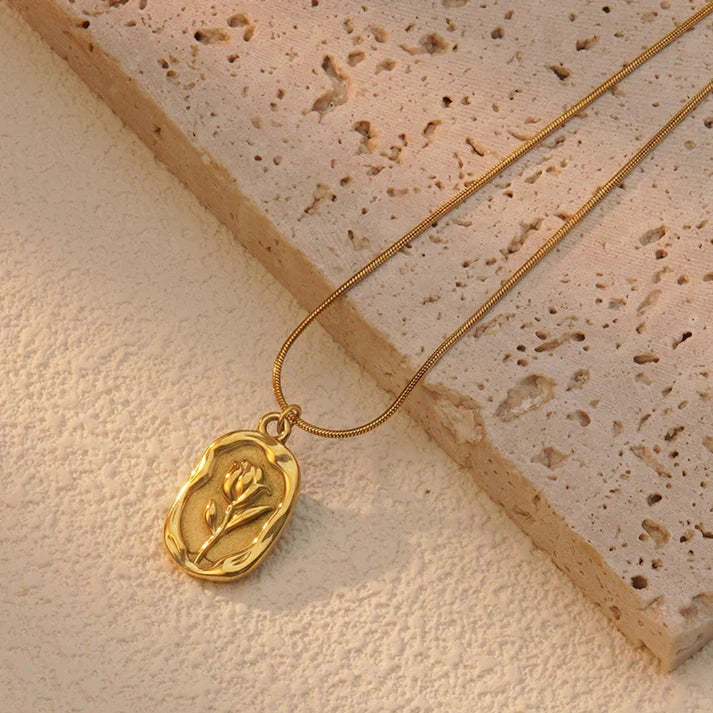 Everlasting Rose Chain
