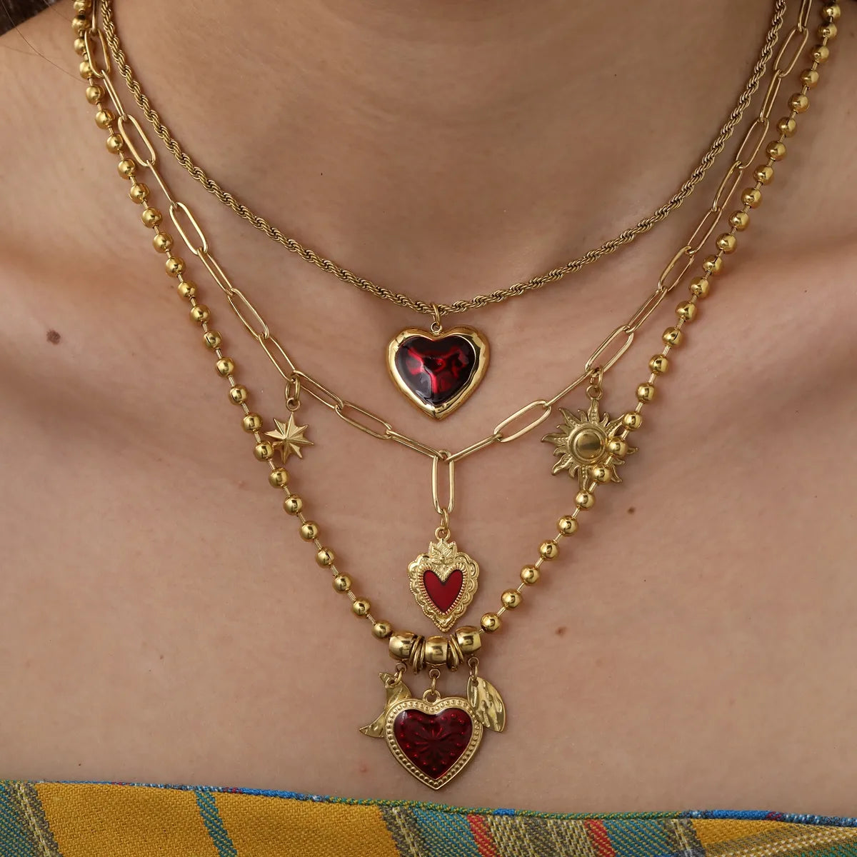 Romantic Art 18K Gold Plated Stainless Steel Heart Sun Pendant Necklace Classic Female Style Street Fashion For Various Occasions