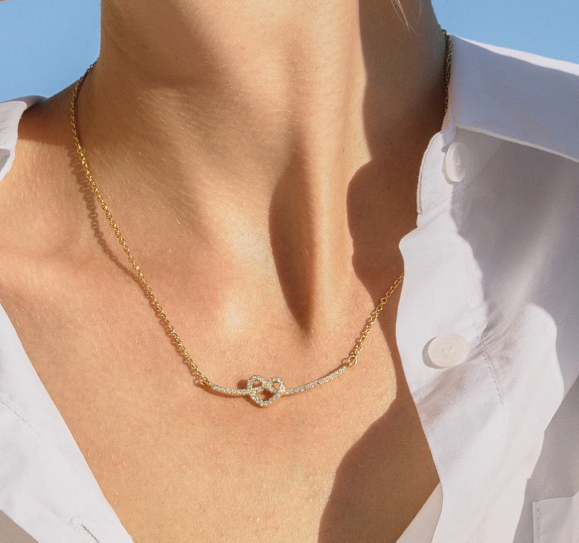 Knotty Heart Chain