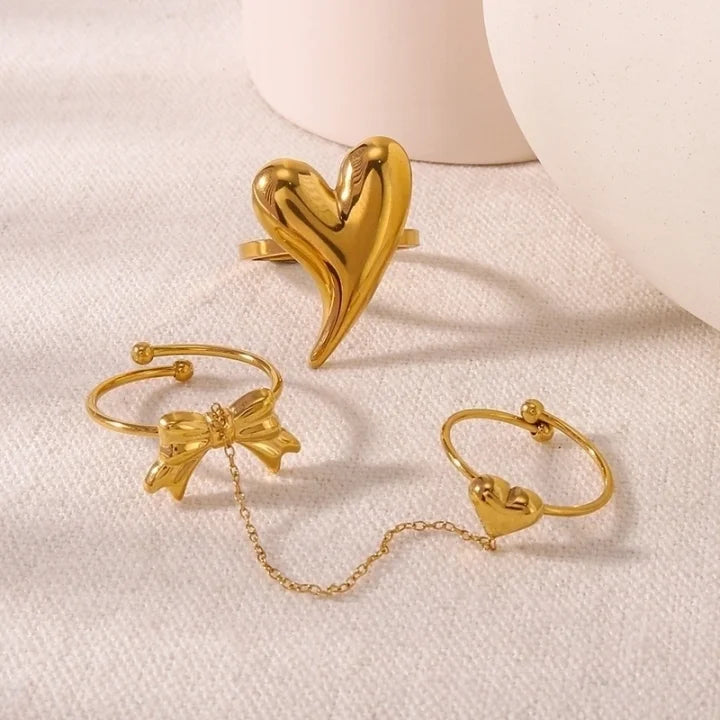 Heart & Bow Tassle Ring