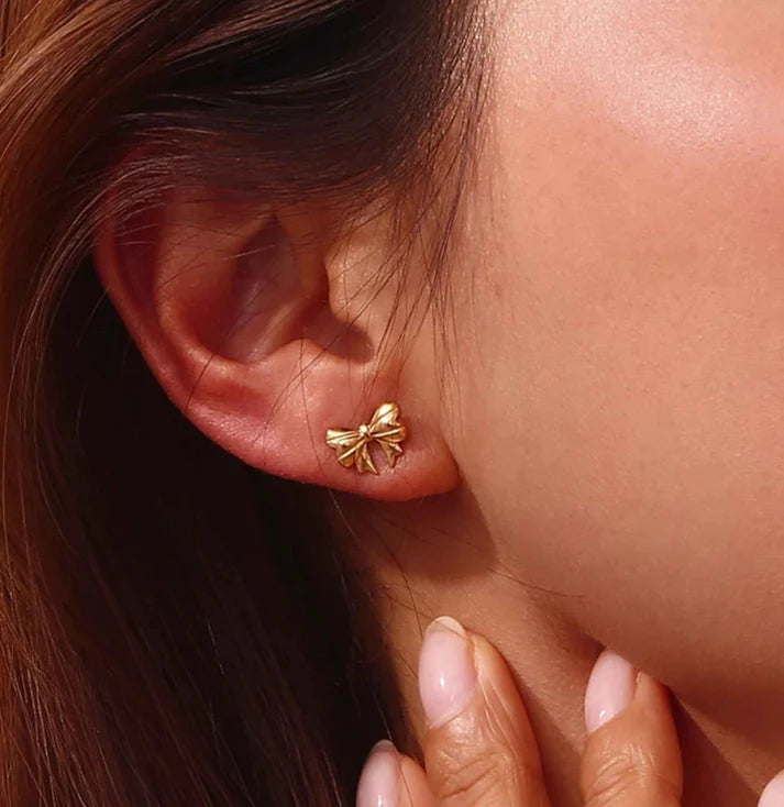 Soft Knot Stud Earrings