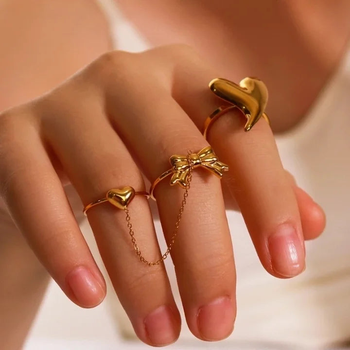 Heart & Bow Tassle Ring