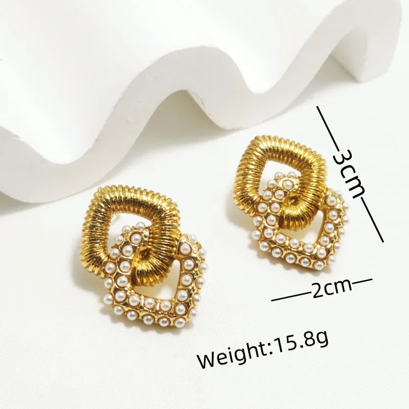 Pure Diva Earrings