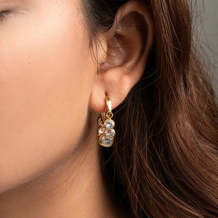 Dangling Diamonds