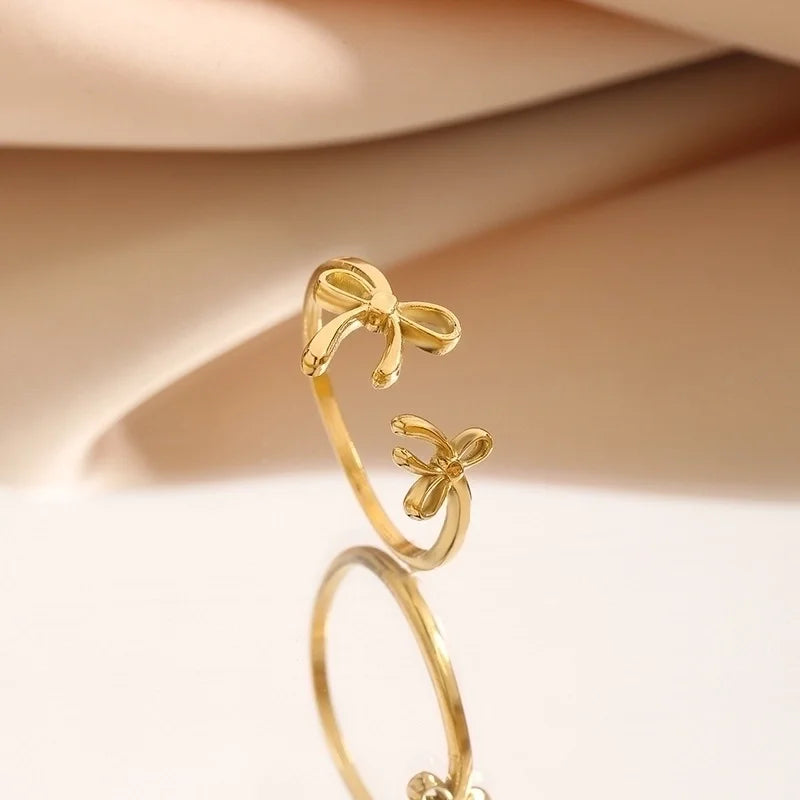 Twin Bow Love Ring