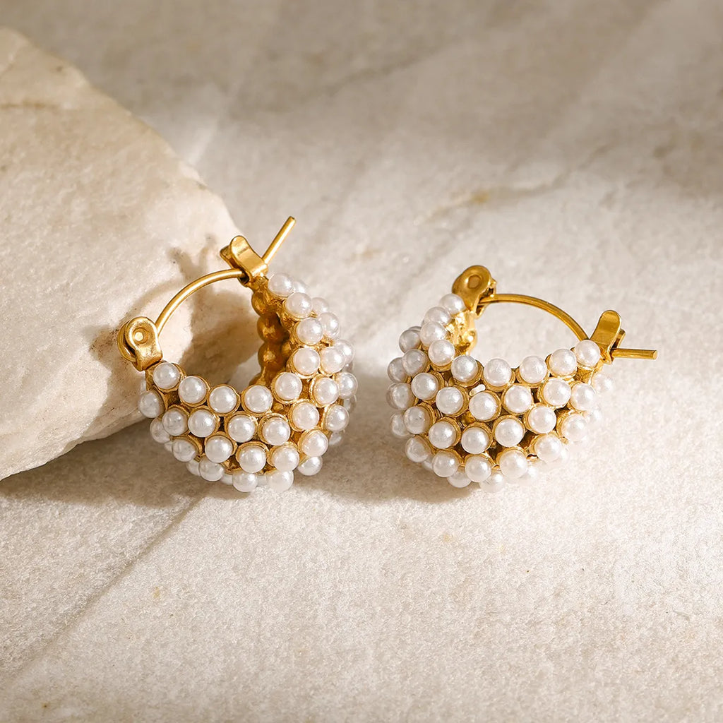 Dreamy Pearl Hoops