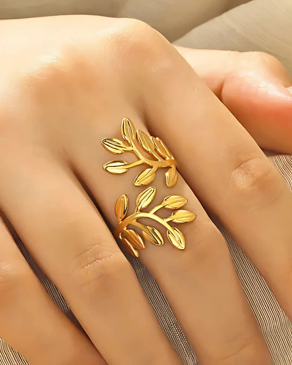 Leafy Swirl Ring