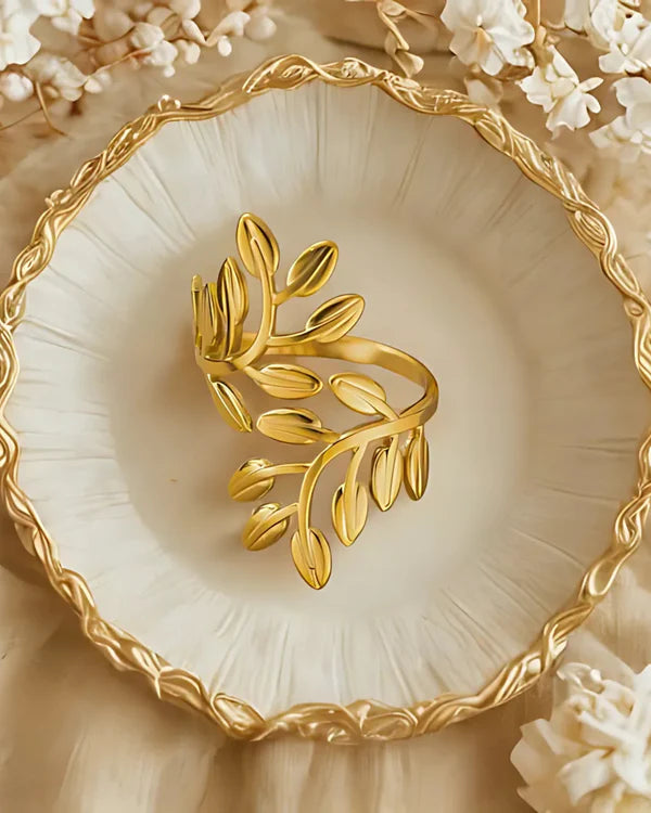 Leafy Swirl Ring
