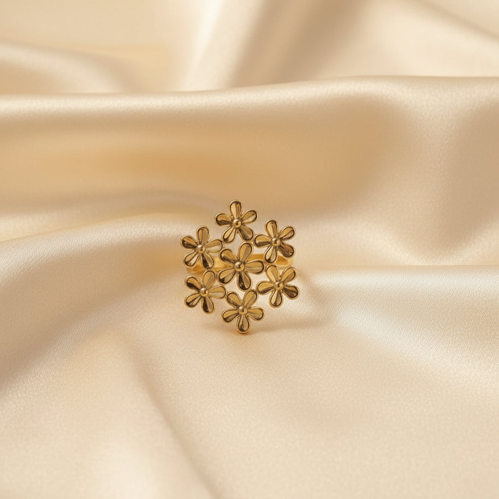 Petite Bloom Ring