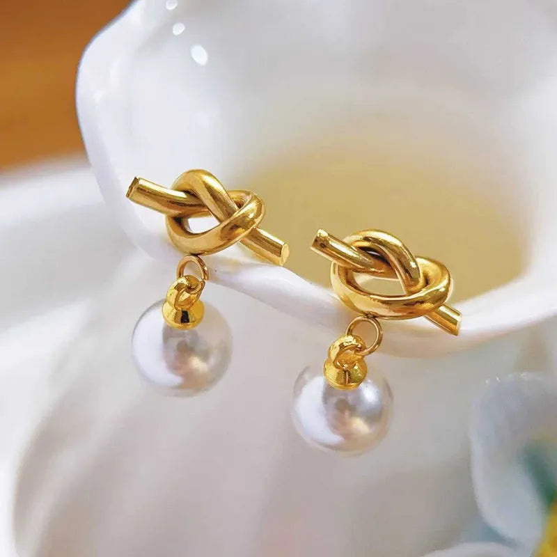 Knotty Pearl Earrings