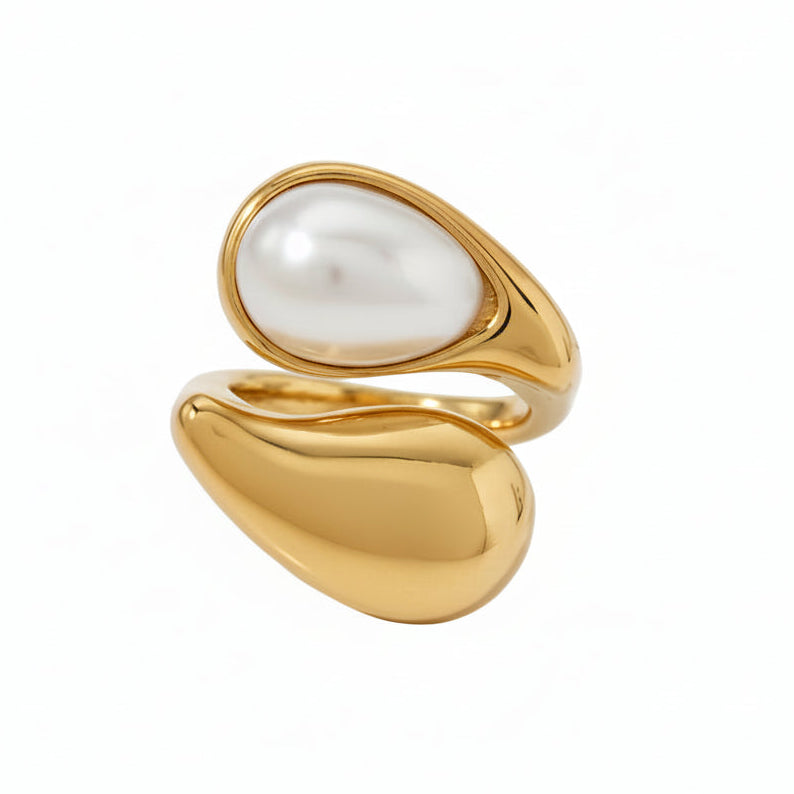 Oria Pearl Curve Ring