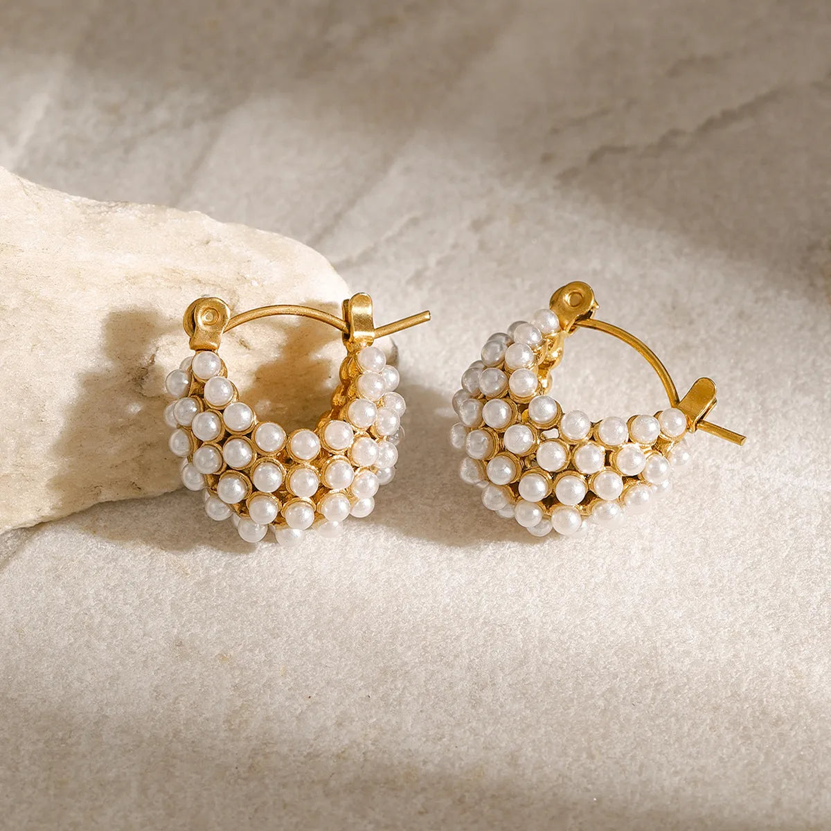 Dreamy Pearl Hoops