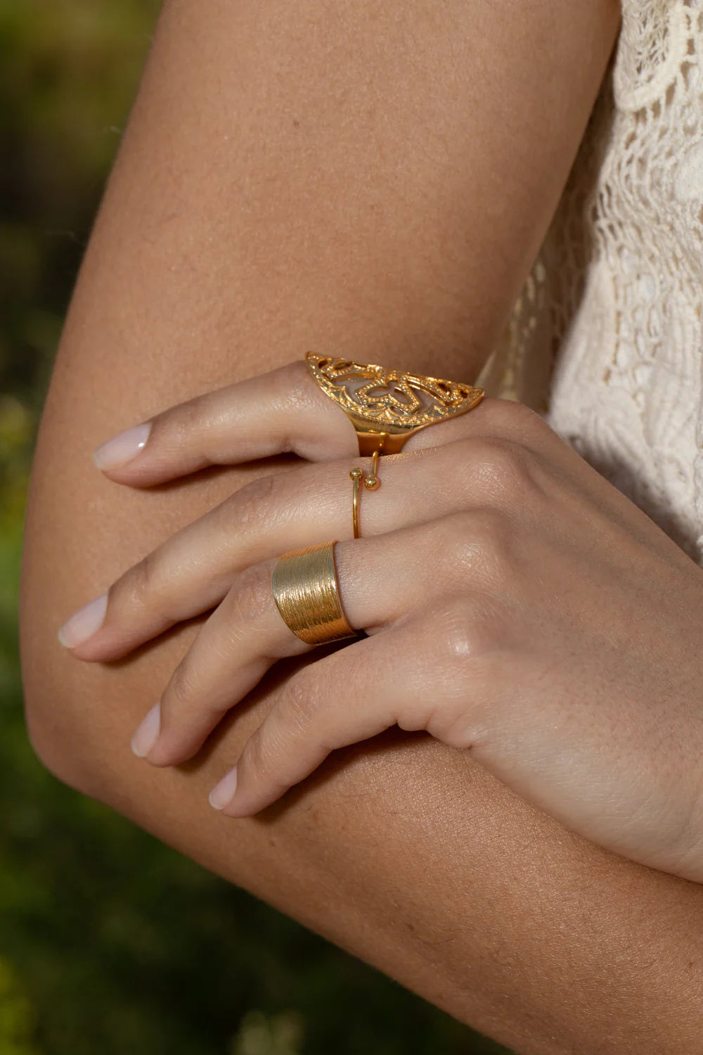 Snug Hug Ring