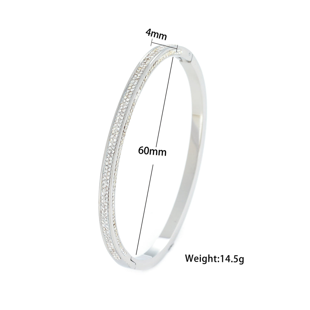 Classic Silver Bangle