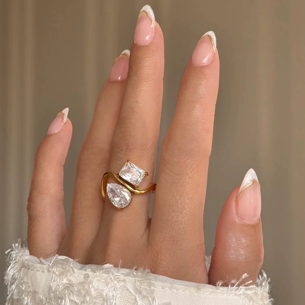 Vanya Glow Ring