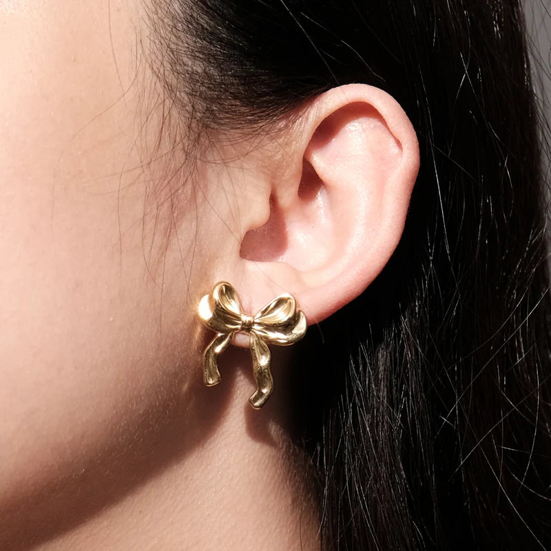 Bow Desire Earrings